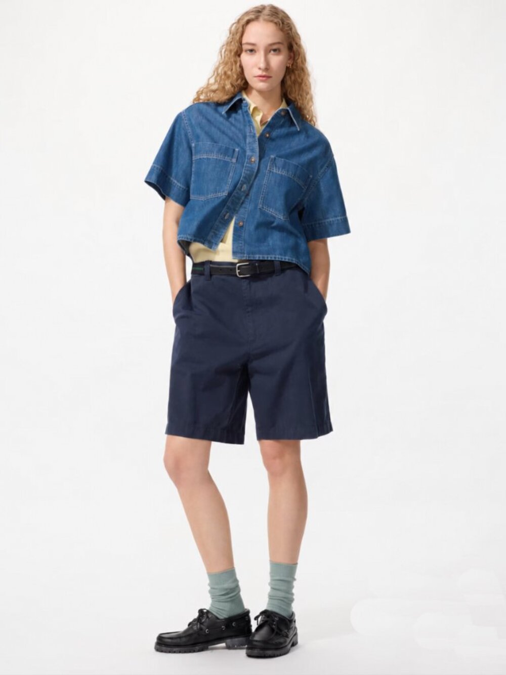 Uniqlo Navy Cotton Chino Shorts Size M Y2K Coastal